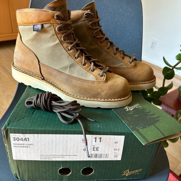 Huckberry x Danner Waxed Canvas Danner Light in Texas Tan Men's 11 EE - Picture 3 of 14